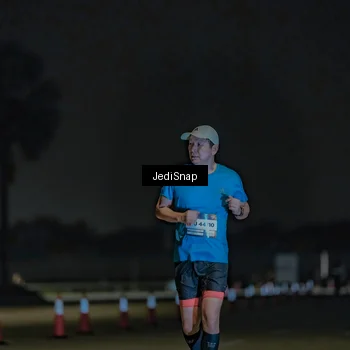Runner Photo 7455319