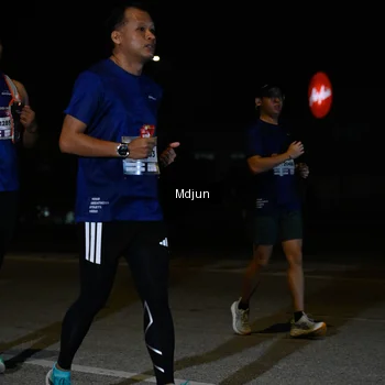Runner Photo 7455325