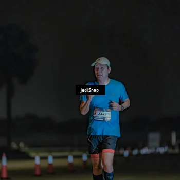 Runner Photo 7455333