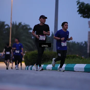 Runner Photo 7455337