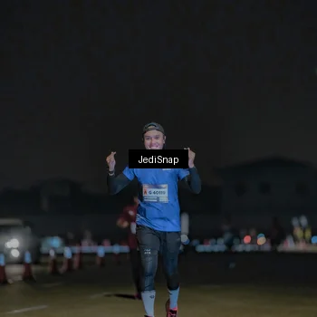 Runner Photo 7455348