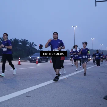 Runner Photo 7455393
