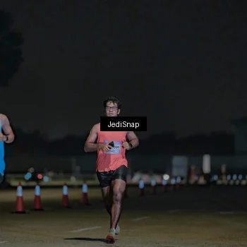 Runner Photo 7455450