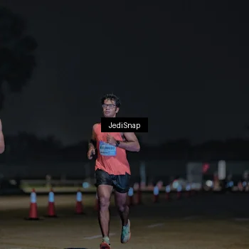 Runner Photo 7455451