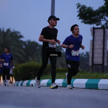 Runner Photo 7455471
