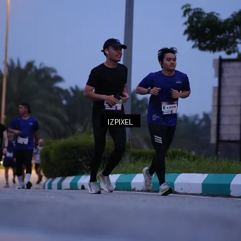 Runner Photo 7455500
