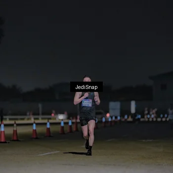 Runner Photo 7455532
