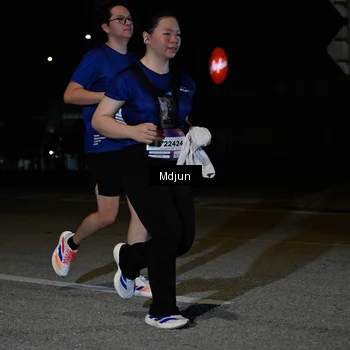 Runner Photo 7455534