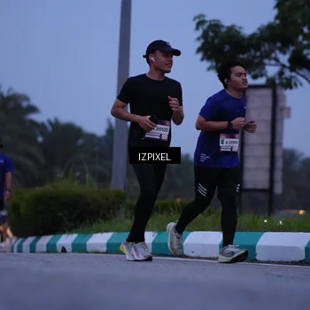 Runner Photo 7455564