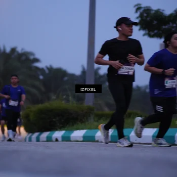 Runner Photo 7455579