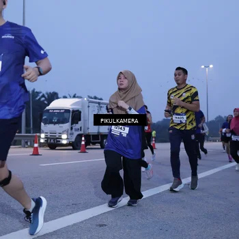 Runner Photo 7455586