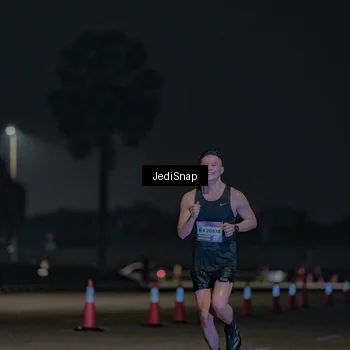 Runner Photo 7455602