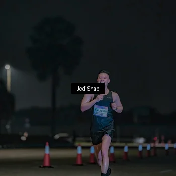 Runner Photo 7455606