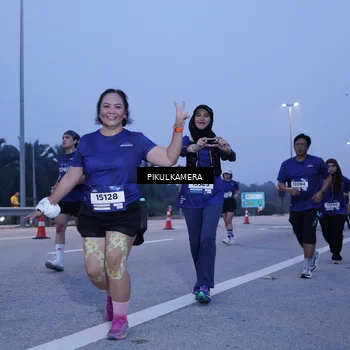 Runner Photo 7455665
