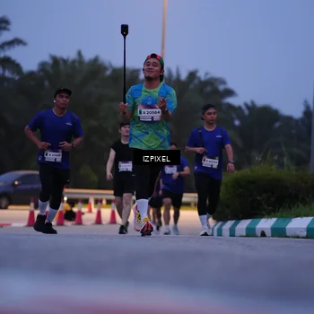 Runner Photo 7455726
