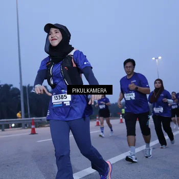Runner Photo 7455761