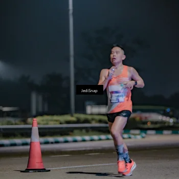 Runner Photo 7455888