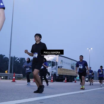 Runner Photo 7455915