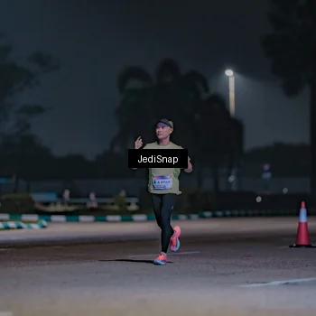 Runner Photo 7455924