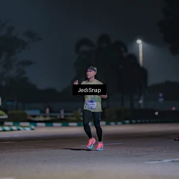 Runner Photo 7455925