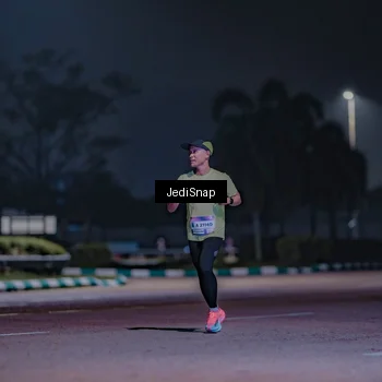 Runner Photo 7455926
