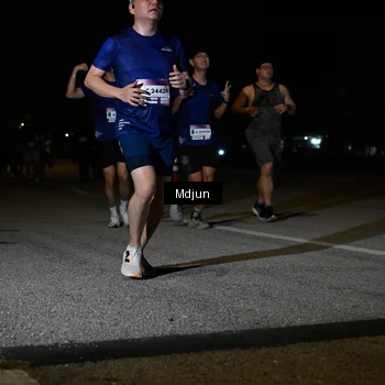 Runner Photo 7455935