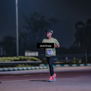 Runner Photo 7455941