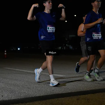 Runner Photo 7455960