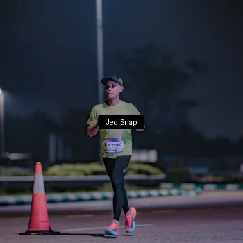 Runner Photo 7455975