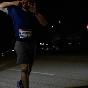 Runner Photo 7456003