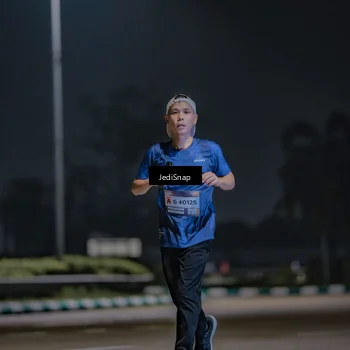 Runner Photo 7456030