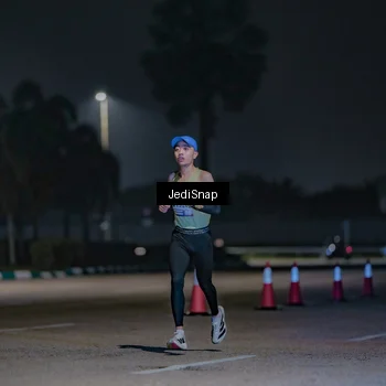 Runner Photo 7456034