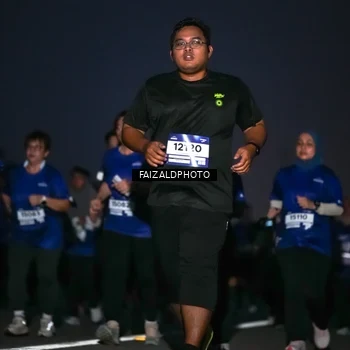 Runner Photo 7456049