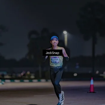 Runner Photo 7456057