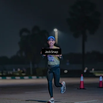 Runner Photo 7456060
