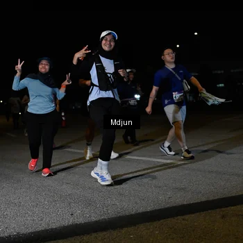 Runner Photo 7456067