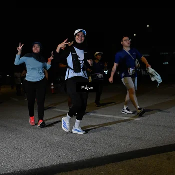 Runner Photo 7456070