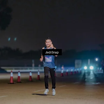 Runner Photo 7456090