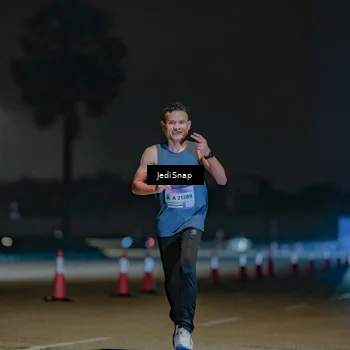 Runner Photo 7456119