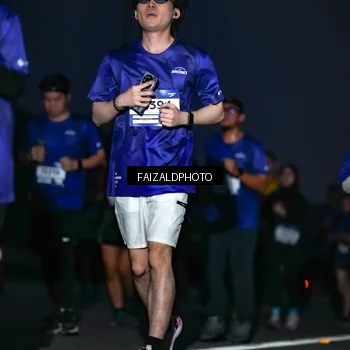 Runner Photo 7456128
