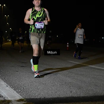 Runner Photo 7456133