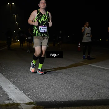 Runner Photo 7456135