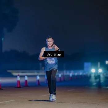 Runner Photo 7456140