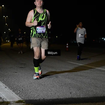 Runner Photo 7456163