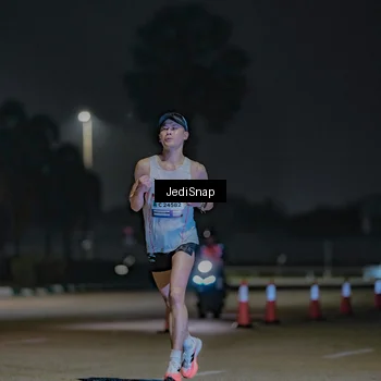 Runner Photo 7456170