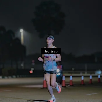 Runner Photo 7456173