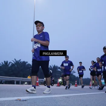 Runner Photo 7456177