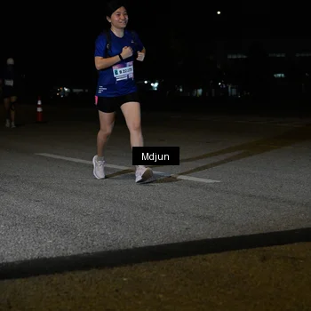 Runner Photo 7456191