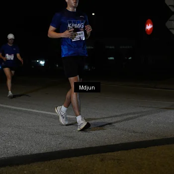 Runner Photo 7456240
