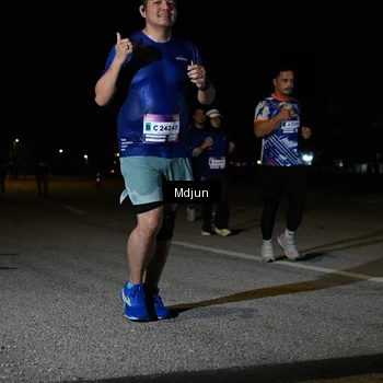 Runner Photo 7456272